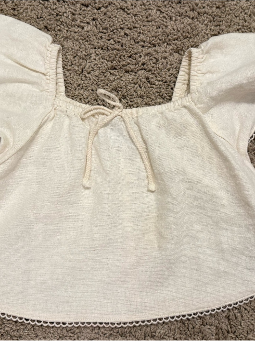Old Navy Toddler Girls Ivory Flutter Sleeve Linen Blend Top | 12-18M